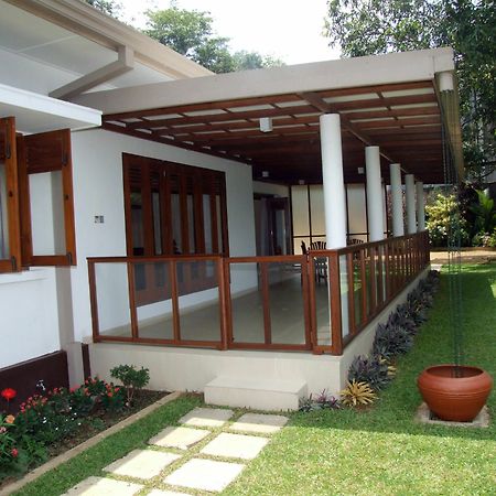 Serene Villa Ratnapura Exterior foto